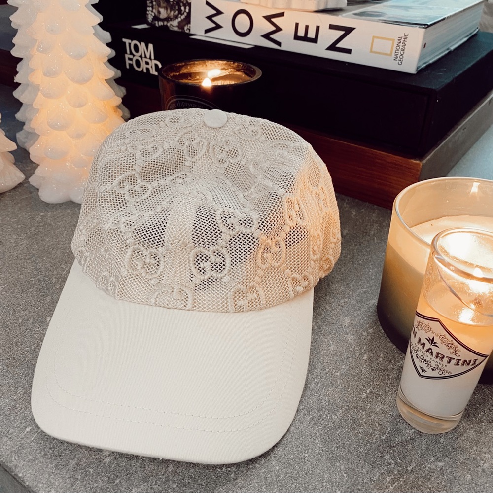 New auth never worn Gucci logo baseball cap hat sheer